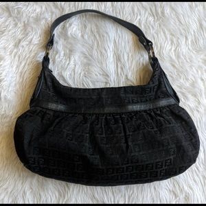 Black purse Fendi